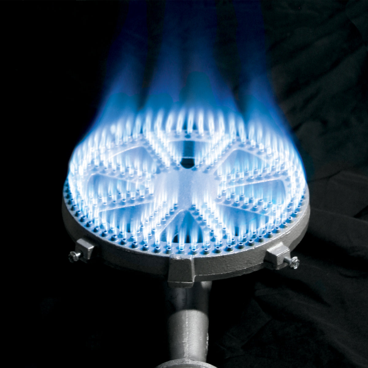 Banjo Cast Iron Burner with high blue flame